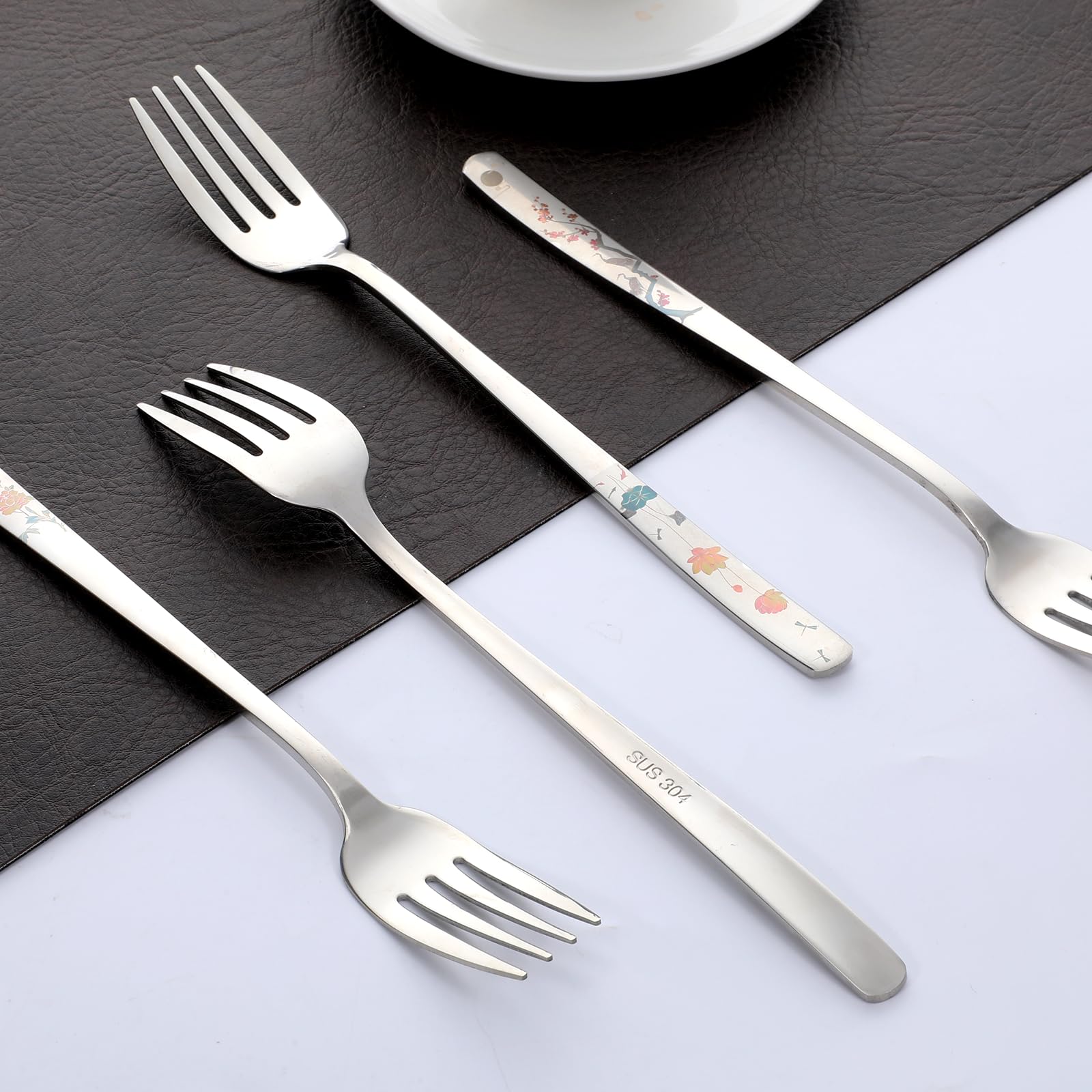 4Pcs 8" Korean Forks 18/10 Stainless Steel Forks Silverware Flatware Louise Kitchen Salad Dessert Fork with Flower Pattern for Dinner Cutlery Home Restaurant, Mirror Finish, Dishwasher Safe — Amazon image 3