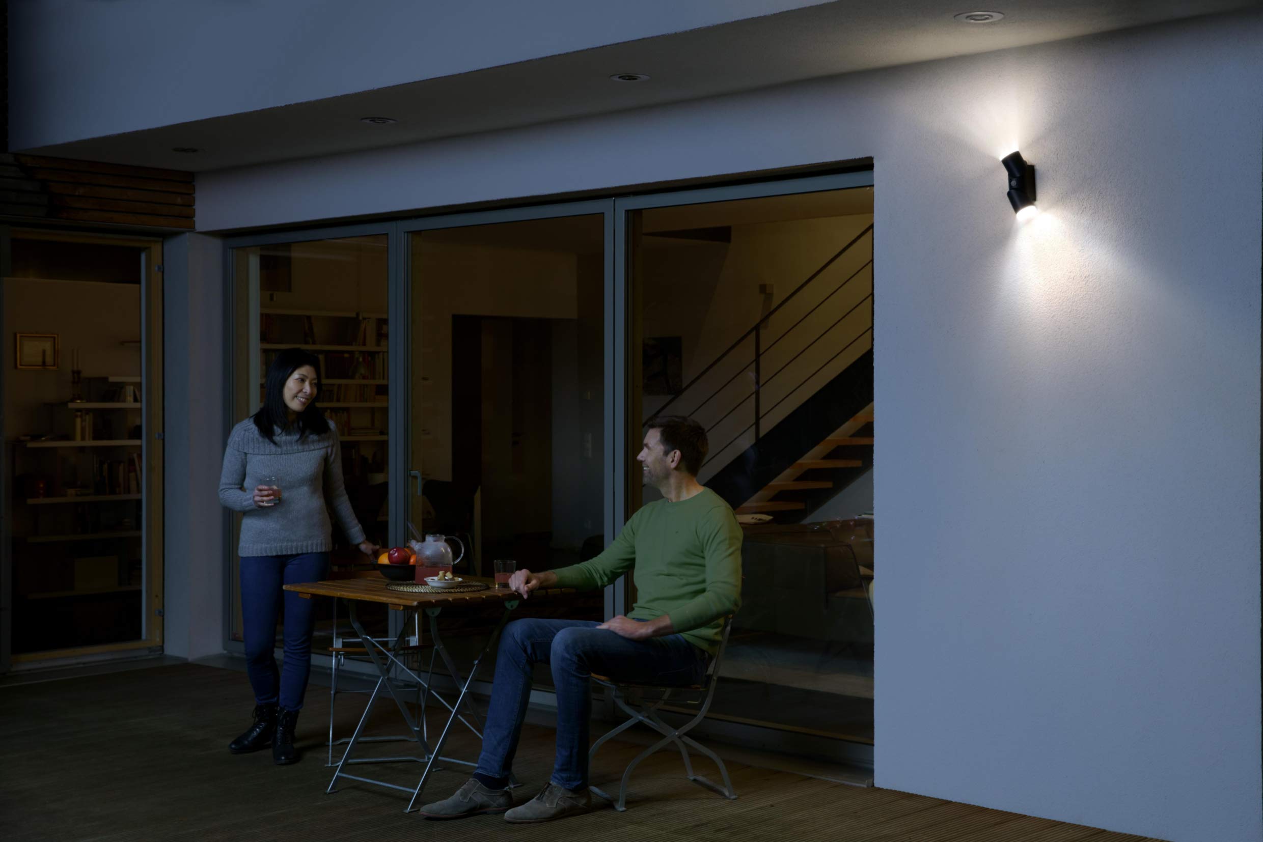 LEDVANCE Lampa ścienna i sufitowa LED, lampa do zastosowań zewnętrznych, ciepła biel, zintegrowany czujnik światła dziennego i ruchu, Endura Style Updown Flex Sensor
