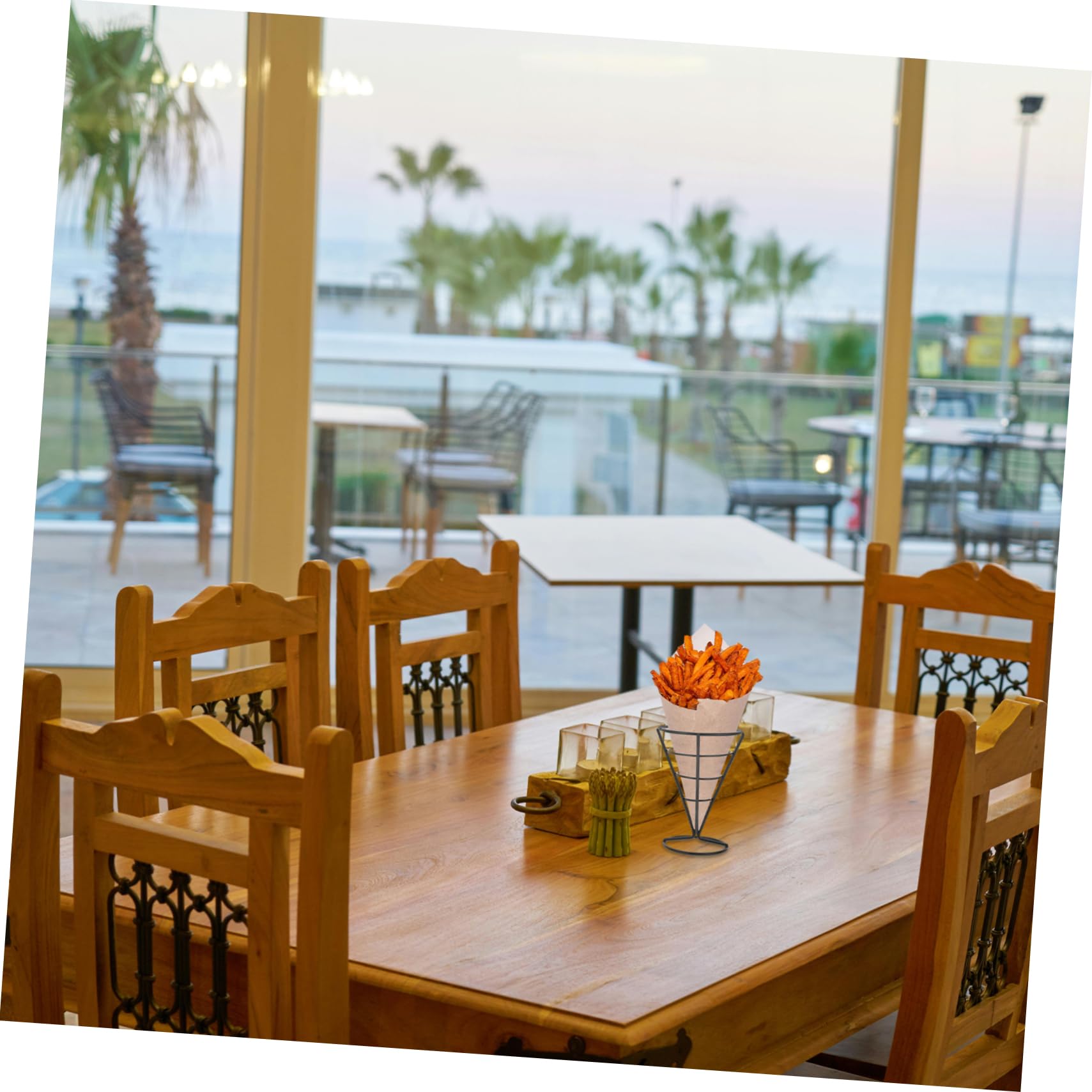 HEALEEP 2Pcs French Fries Basket Cone Stand Snack Display Holder for Appetizers for Parties Weddings and Restaurants