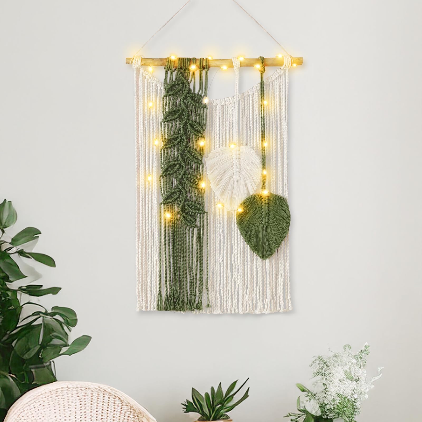 YAKLEE Makramee Wandbehang Mit LED Lichterkette - Boho Deko Für Wohnzimmer & Schlafzimmer (132x14cm)