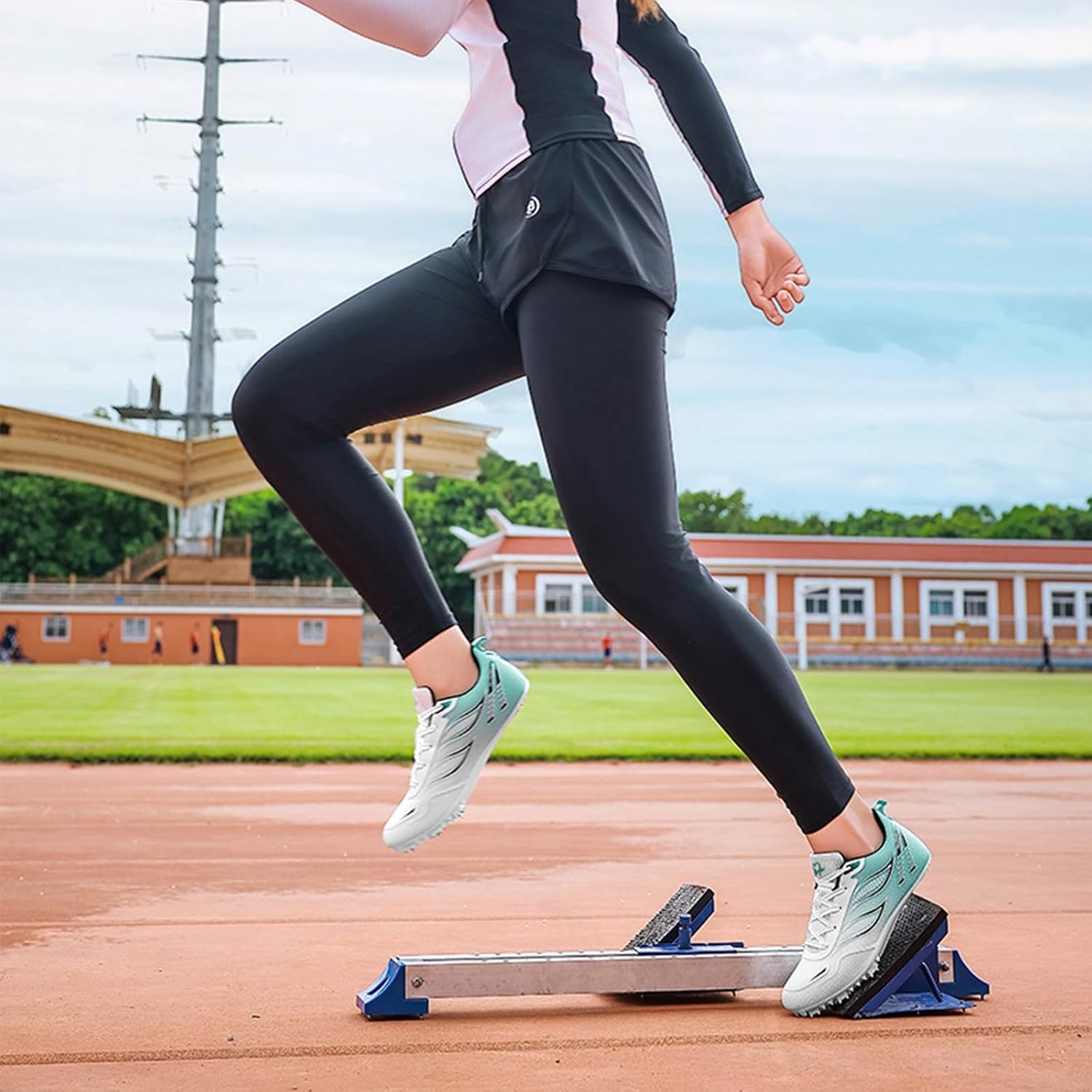 Womens Track and Field Shoes Kids Boys Girls Youth Race Jumping 7 Spikes Athletic Sneakers Sprint Racing Shoes