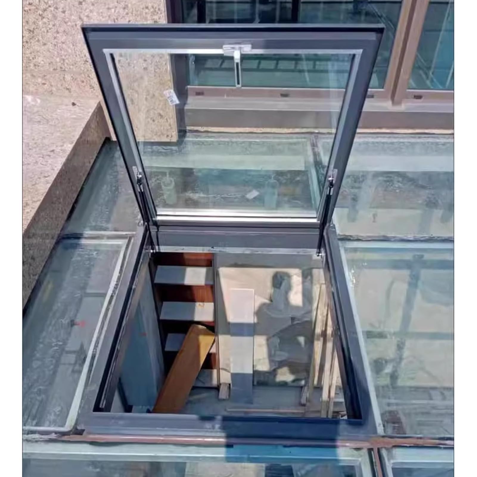 Hzimhnhi One Color 1Pc Customizable Skylight Roof Window - Durable Aluminum Alloy Access Hatch For Attic, Basement, And Roof Maintenance(85X60cm)