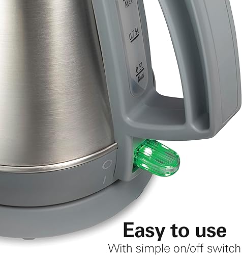 Miniatura 6 de Hamilton Beach Hervidor eléctrico de 1 litro, caldera de agua y calentador, rápido 1500 vatios, interior sin BPA, servicio inalámbrico, apagado