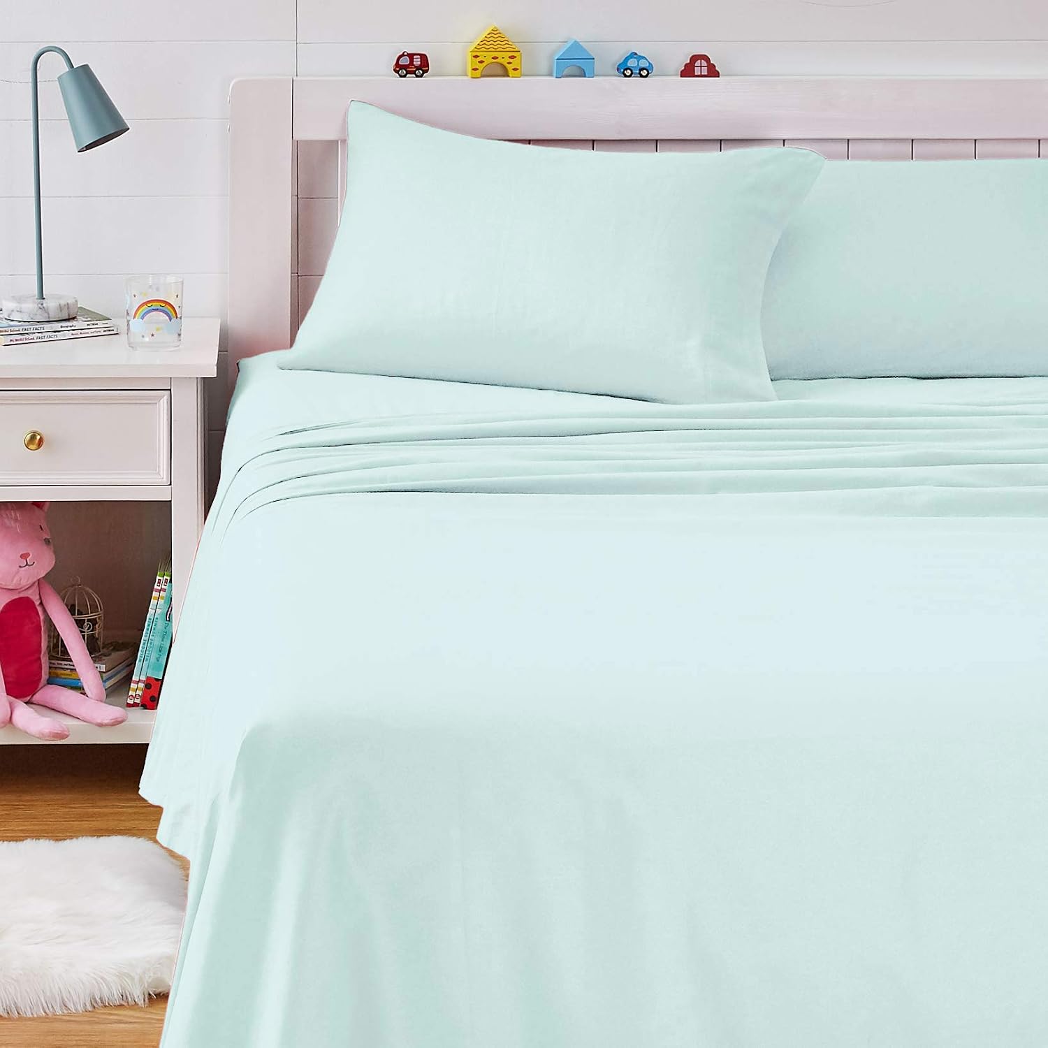 Amazon Basics Kids 100% Cotton Durable, Super Soft Sheet Set 3pcs - Queen, Mountain Mint Green