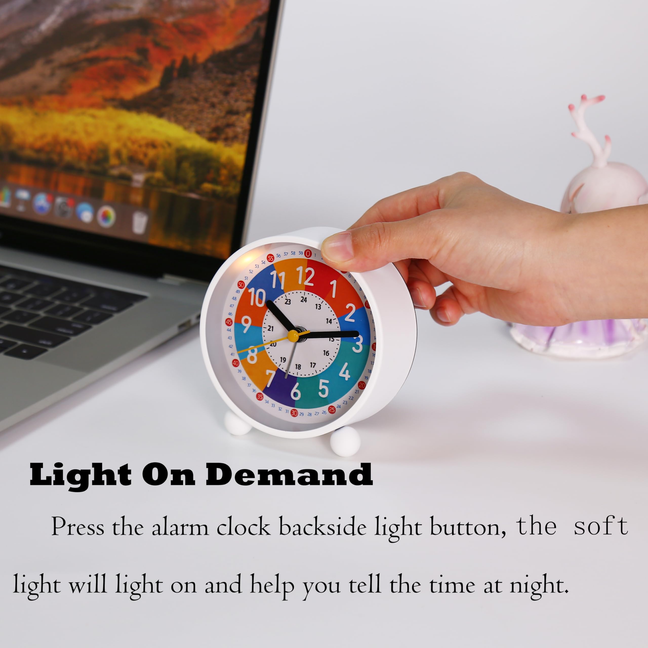 Analogowy budzik dla dzieci uczą się odróżniać czas z kolorową tarczą, cichy mechanizm zegara, zasilany bateriami z podświetleniem, dla dzieci, nastolatków i ładna dekoracja sypialni (różowy)