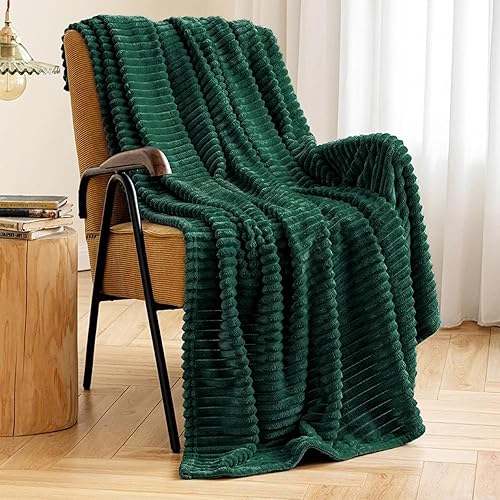 Miniatura 7 de MIULEE - Manta de cama decorativa de forro polar de franela con jacquard acanalado 3D en verde ejército de Navidad, super suave, ligera, cálida y