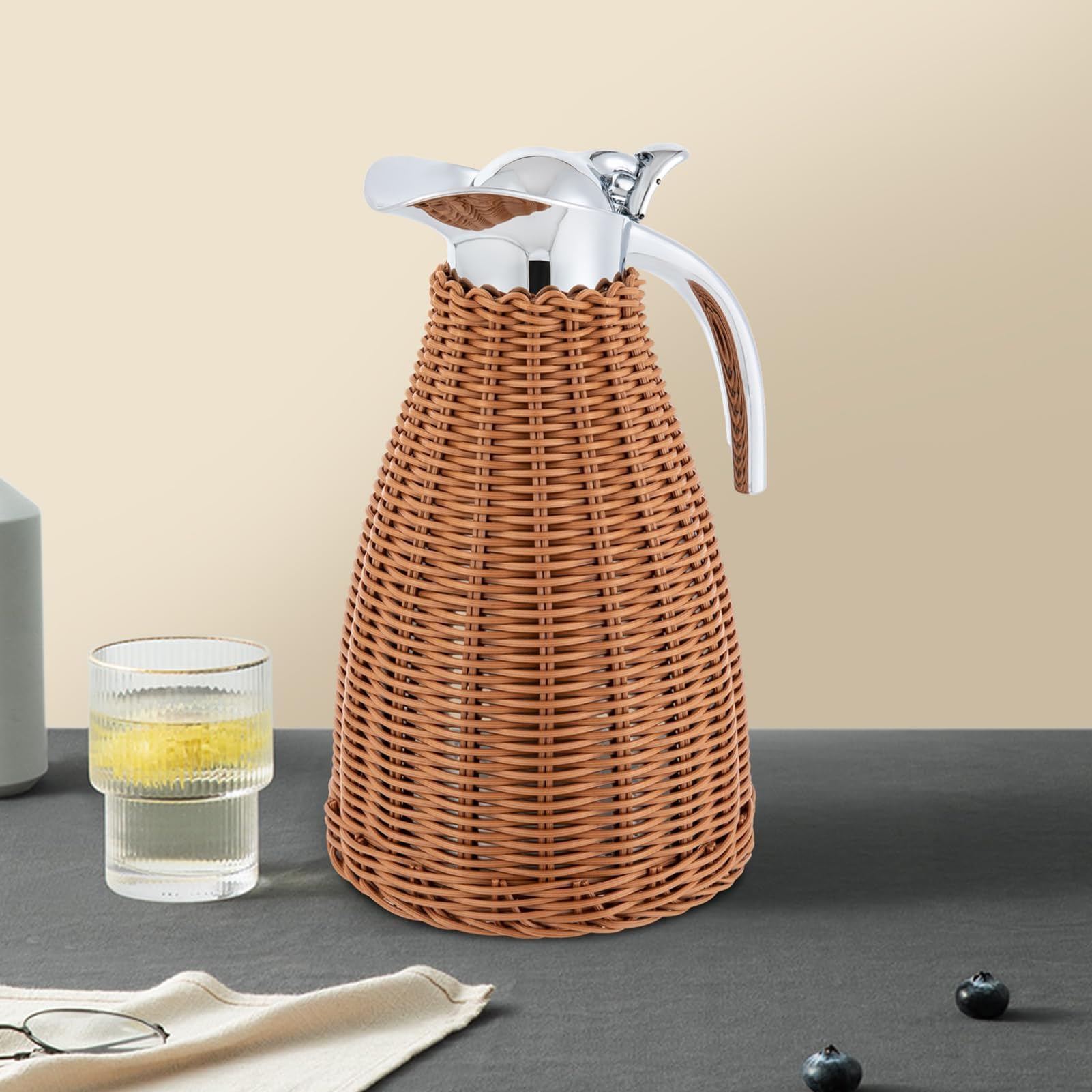 Carafe à café thermique en acier inoxydable, corps en rotin fait à la main, chaleur 12 heures et rétention au froid 24 heures, idéale pour le café, le thé, le lait et l'eau