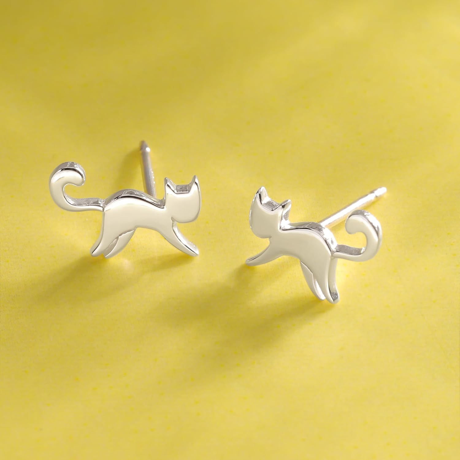 Boma Jewelry Sterling Silver Kitty Cat Stud Earrings - Image 3