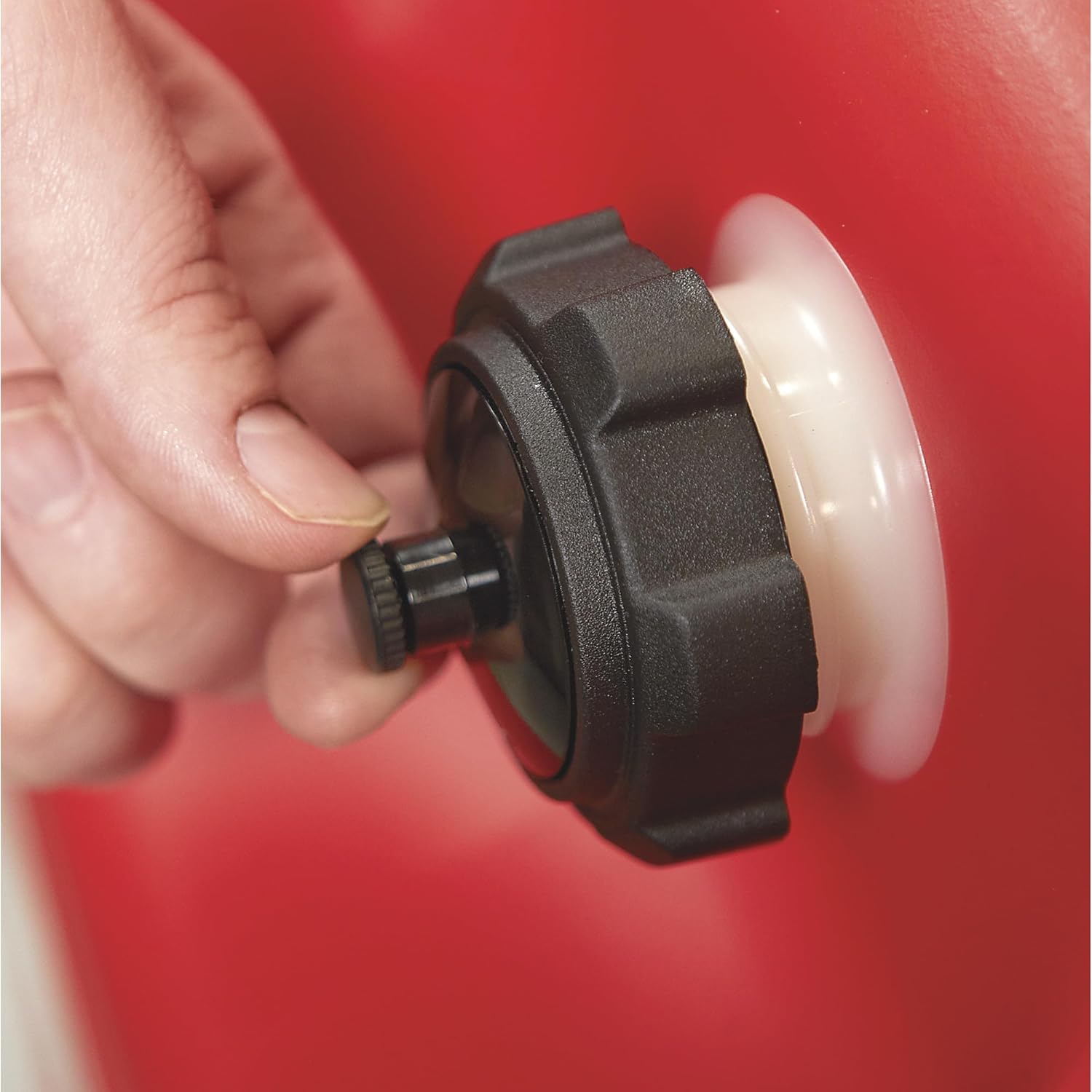 Roughneck Gas Caddy - 15-Gallon, Poly