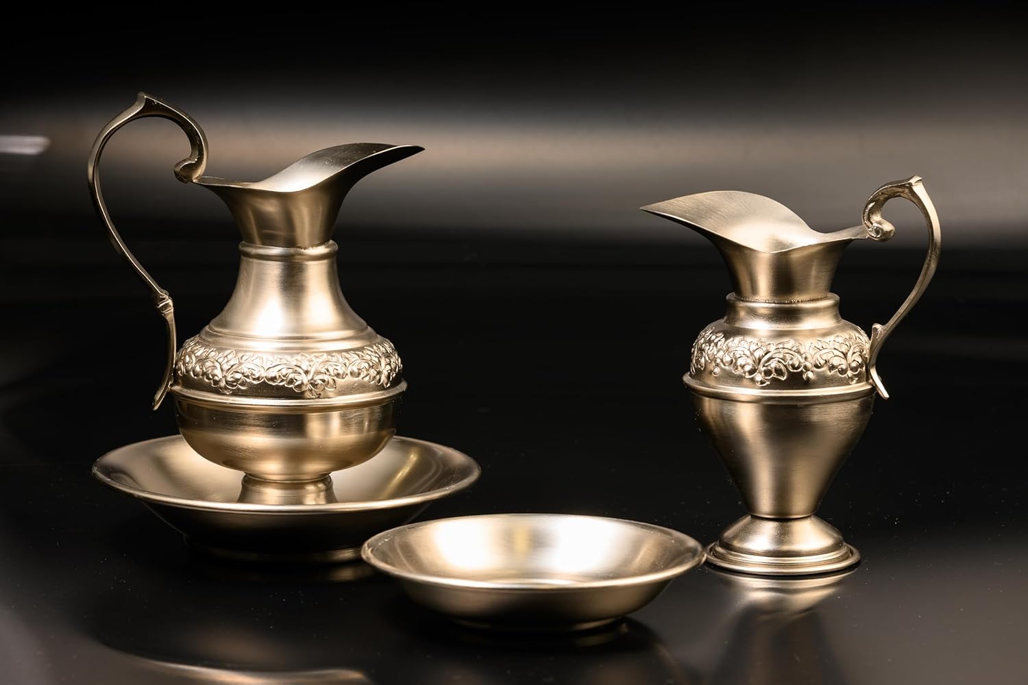 Müller Complete set polished water carafe H 19 cm + H 16 cm + water bowl D 16 cm + 12 cm Altar Holy Mess (Silver MAtt)