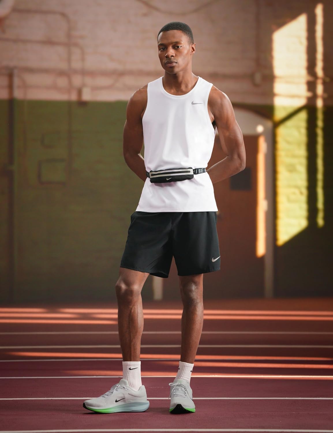 Nike Men's Run Swift 3 Road Running Shoes thumbnail