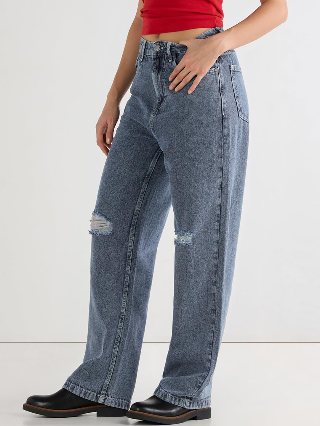 Bewakoof Jeans desgastados de ajuste recto y holgados para mujer, Azul, 32