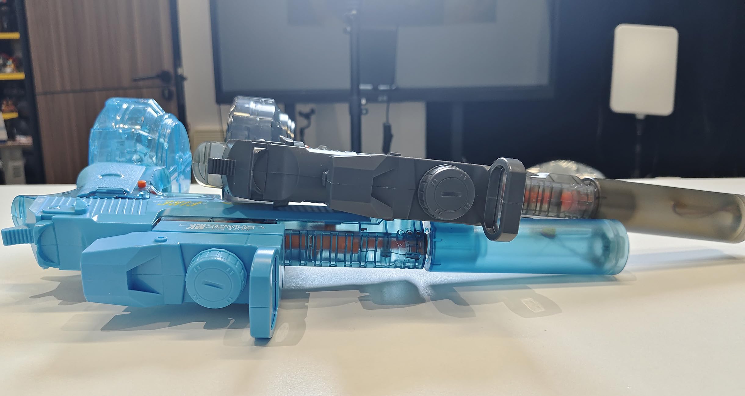 Pistola Ad Acqua Elettrica Con Luci Led Per Bambini E Adulti | Fucile Ad Acqua Automatico A Lunga Gittata, Giocattoli Da Esterno E Da Spiaggia, Regali Per Ragazzi Ragazze (Eagle 2 Pezzi)