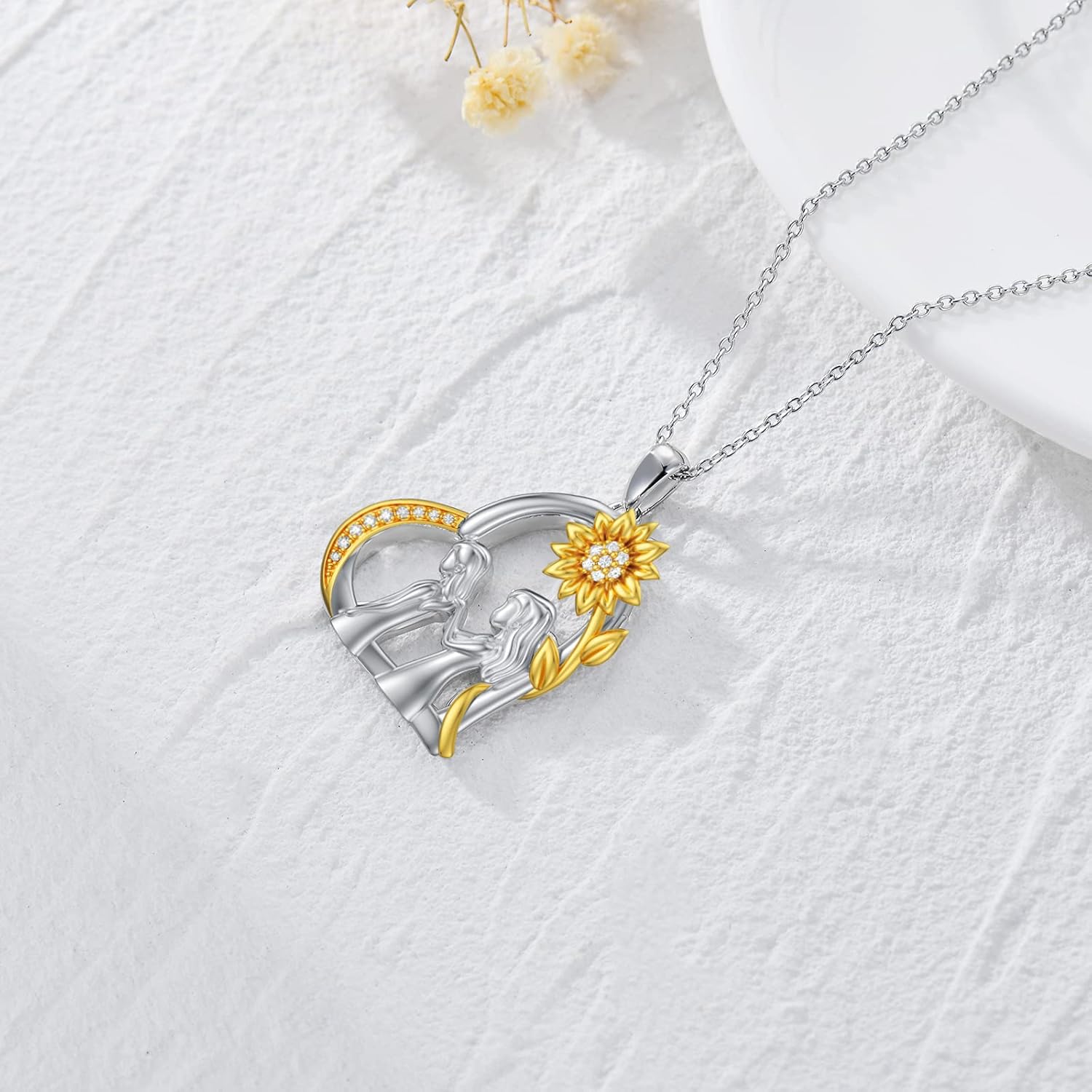 Seiyang 925 Sterling Silver Sister/Grandma/Mother Necklace Love Heart Sunflower Jewelry Birthday Gifts for Women Mom Grandma Sister