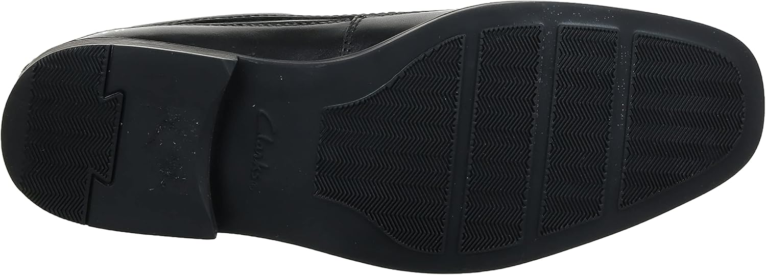 Clarks Men's Tilden Free Slip-On Loafer 11 Black Leather