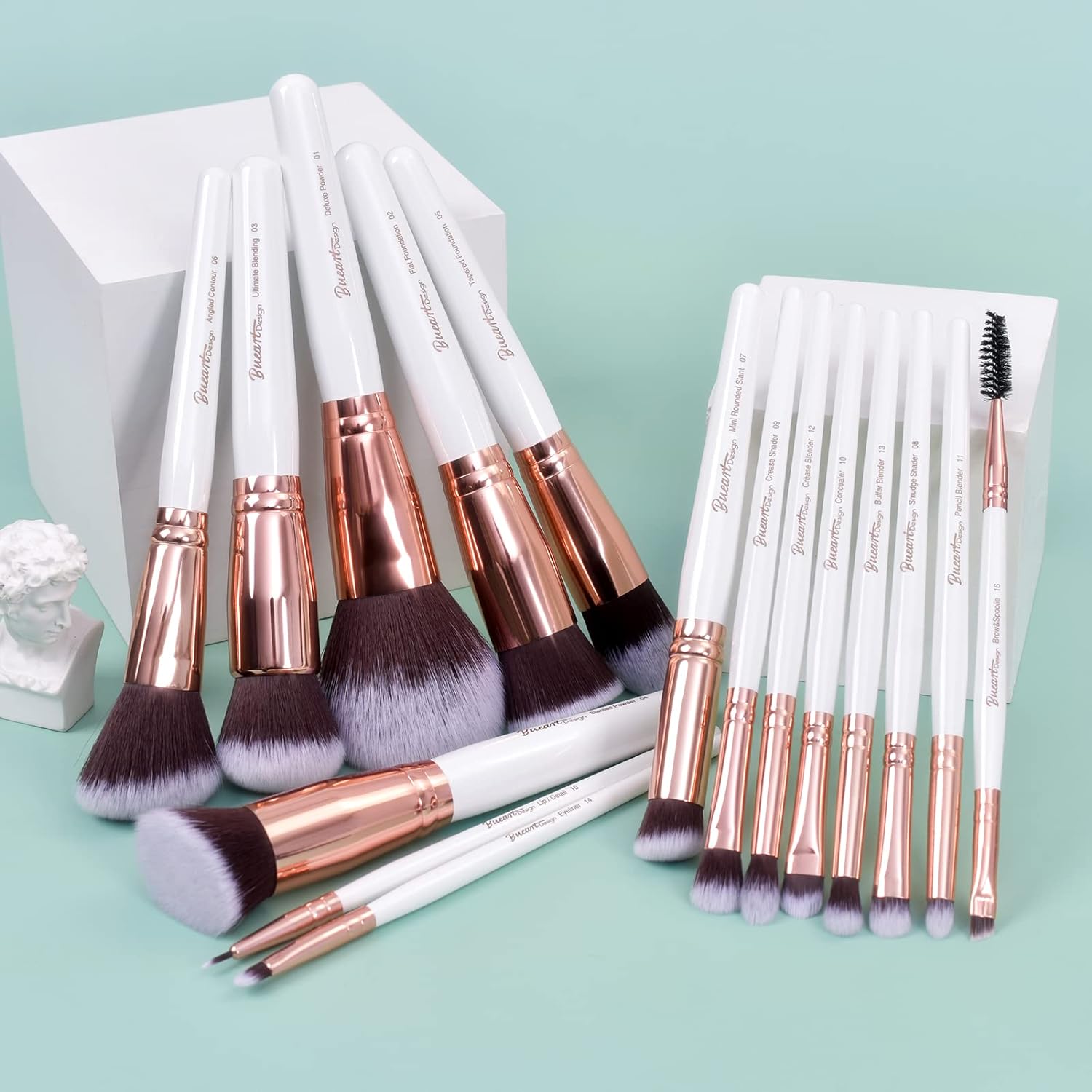Premium 18Pcs Wood Handle Makeup Brushes Set for Face