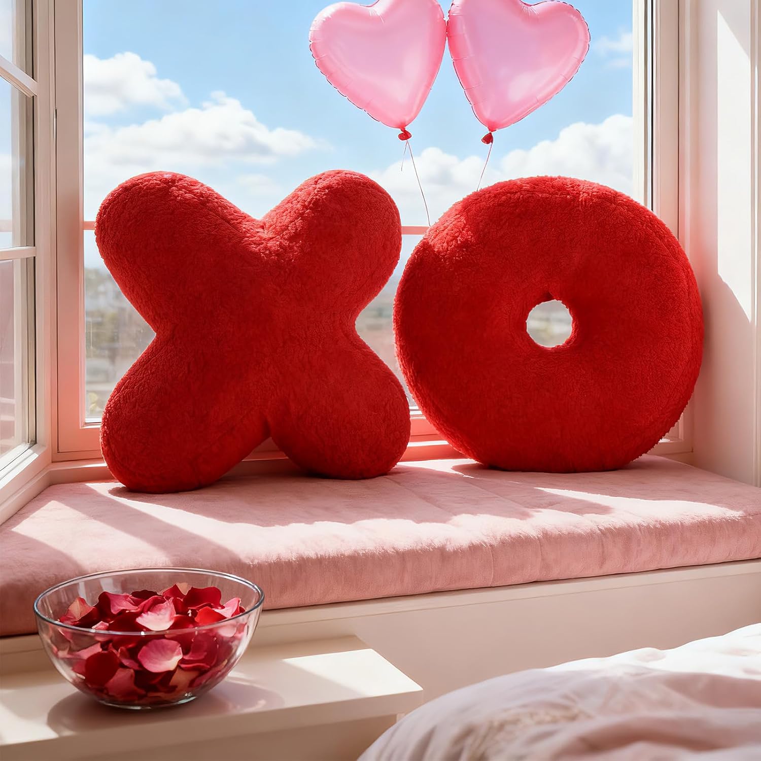 Cumule 2 Pcs Valentine's Day XO Pillow Plush Red Cute Plush Soft Throw Pillows for Valentines Day Living Room Bedroom Decor Gift