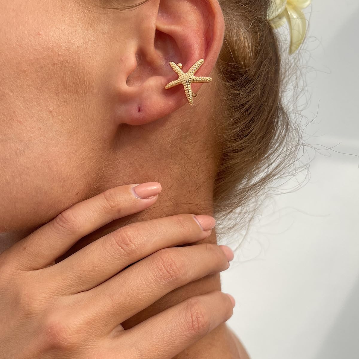 Ear Cuff Earrings for Women Non Piercing Starfish Shell Flower Ears Clip on Dainty Statement Earrings Ocean Beach Summer Jewelry