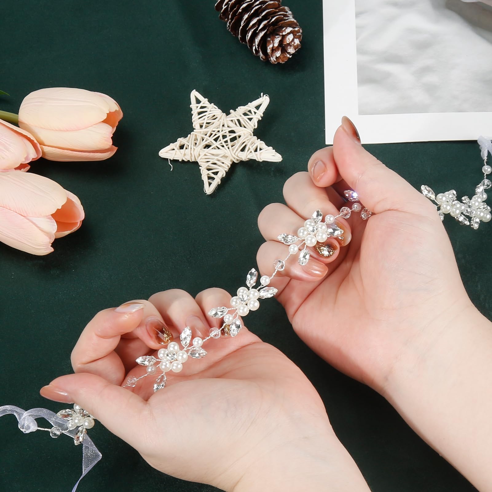 Coroncina Comunione Bambina, Fasce Capelli per Bambina in Fiore e Damigella, Coroncinas Fiori per Capelli con Perle, Accessori per Capelli per Comunione e Battesimo, Matrimoni, Compleanni e Feste