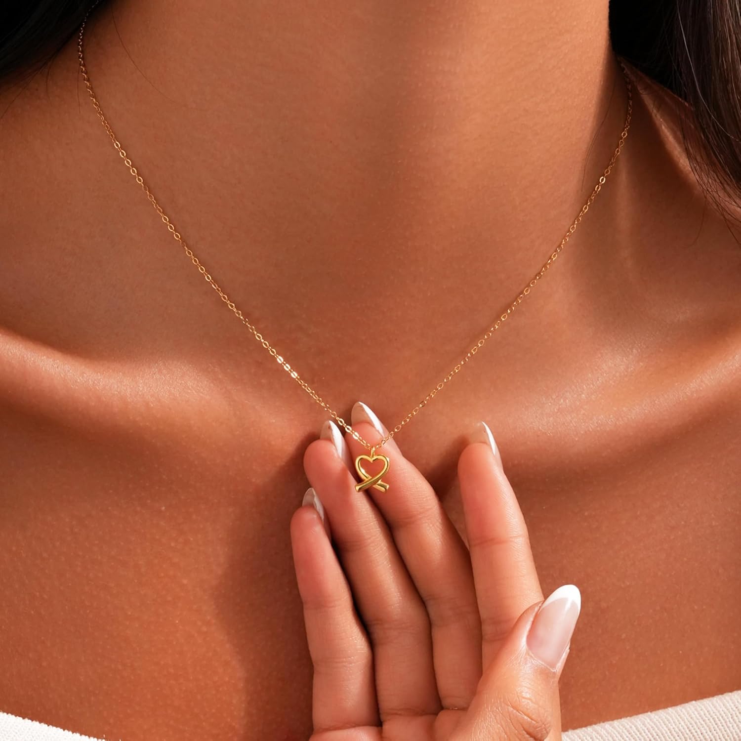 925 Sterling Silver Heart Necklace for Women,Dainty Love Heart Charm Choker Necklaces for Mother Daughter 14k Gold Plated Minimalist Hollow Heart Pendant Necklace Jewelry Gift for Birthday Wedding