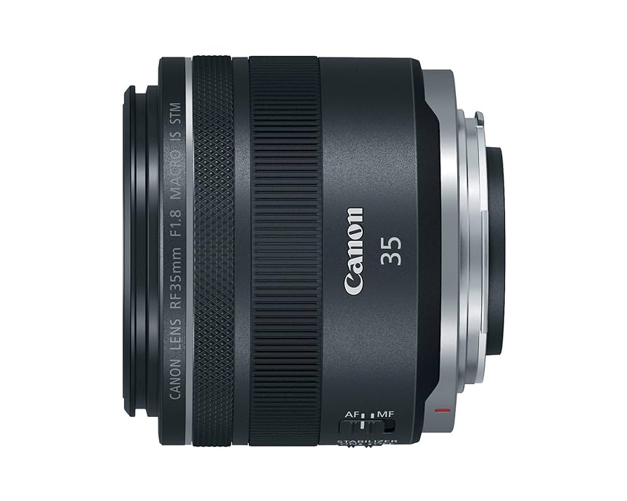 【美品】Canon RF 35mm f1.8 MACRO IS STM＋フィルタ Canon RF 35mm f/1.8 Macro IS STM Lens with Filter Kit