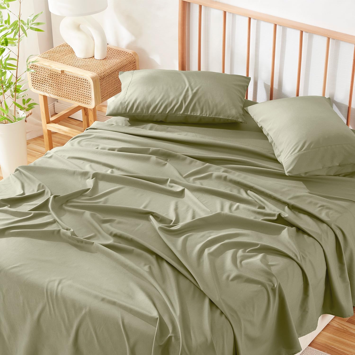 Hearth & Harbor 4 Piece King Size Sheets Set - 60% Microfiber, 40% Rayon Derived from Bamboo Sheets King Size - Breathable King Sheets Deep Pocket Fits Upto 16" Mattress, Sage