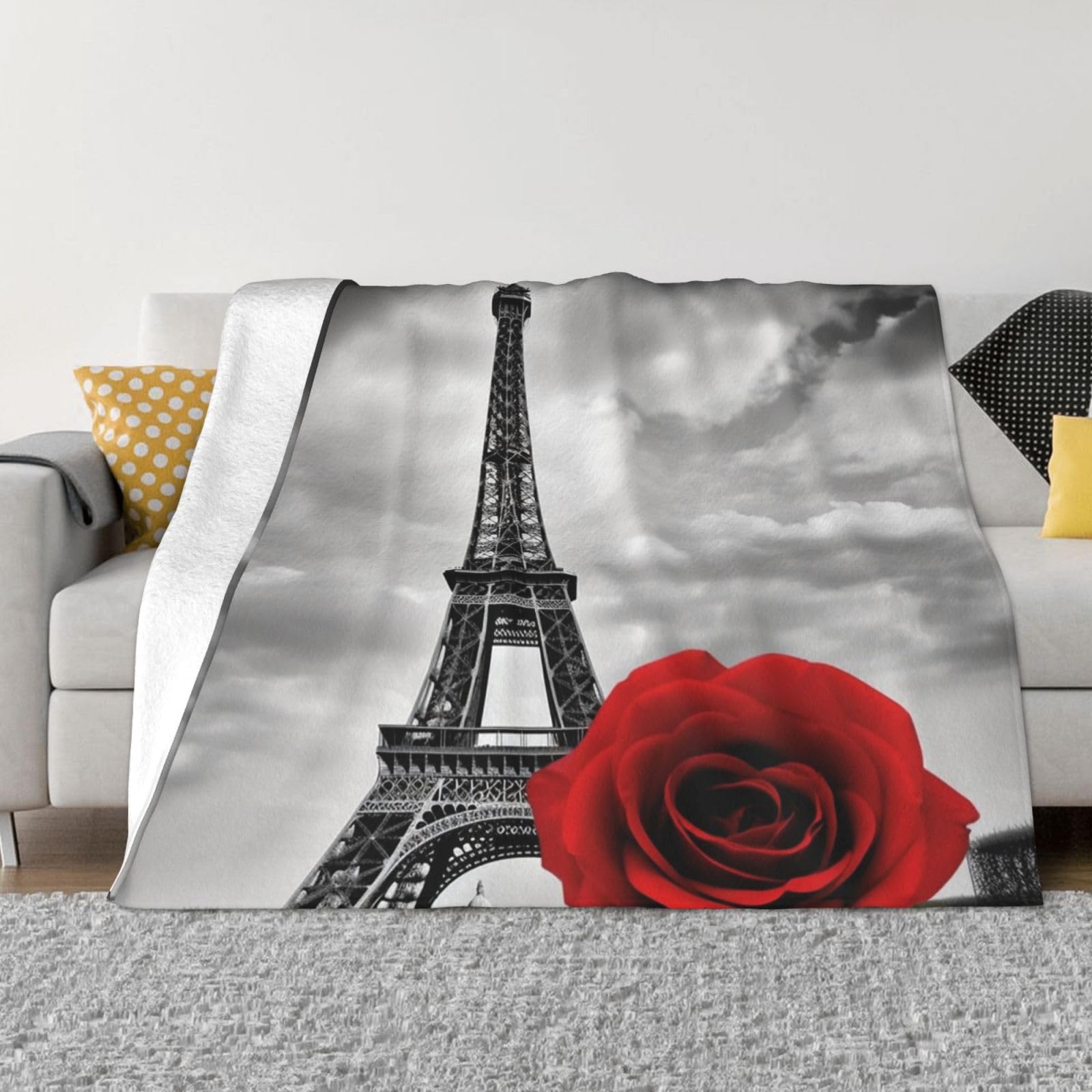 Couverture Tour Eiffel rose rouge une douceur poétique pour réchauffer le cœur