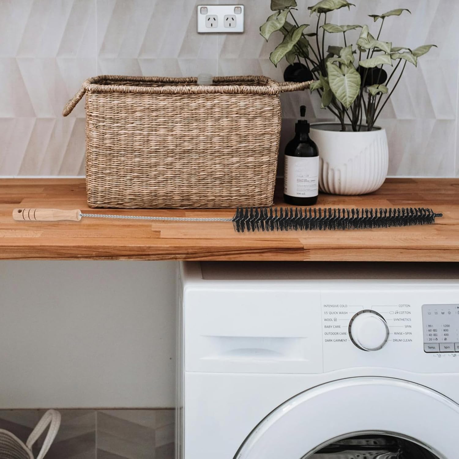 Dryer Cleaning Brush Handle Versatile Lint Brush for Refrigerator and Washing Machine Drums Gentle Bristles for Scratch Cleaning Lightweight and Easy to Store for Quick Access