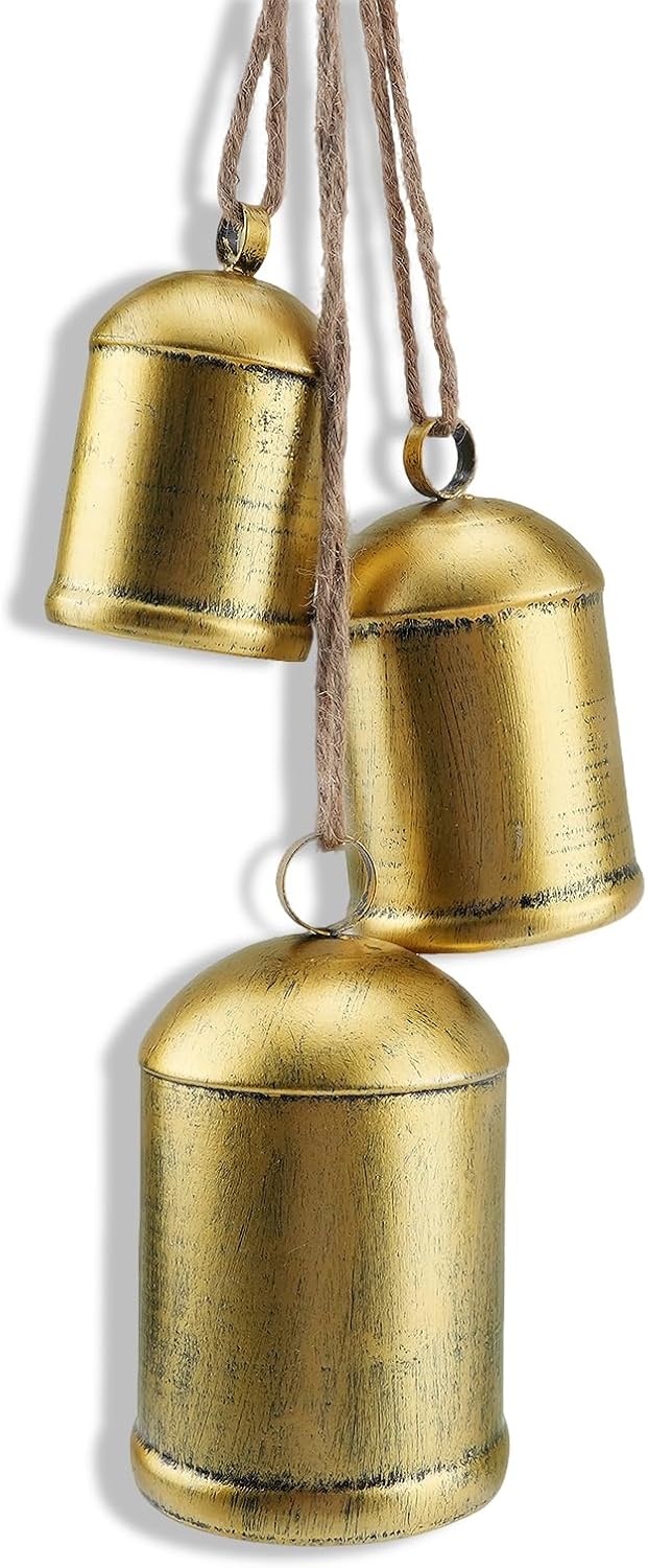 Christmas Bells，Vintage Iron Bells with Jute Rope for Hanging,Handmade Rustic Cow Bell,Christmas Bells for Decoration,Christmas Decor Set of 3 Different Sizes