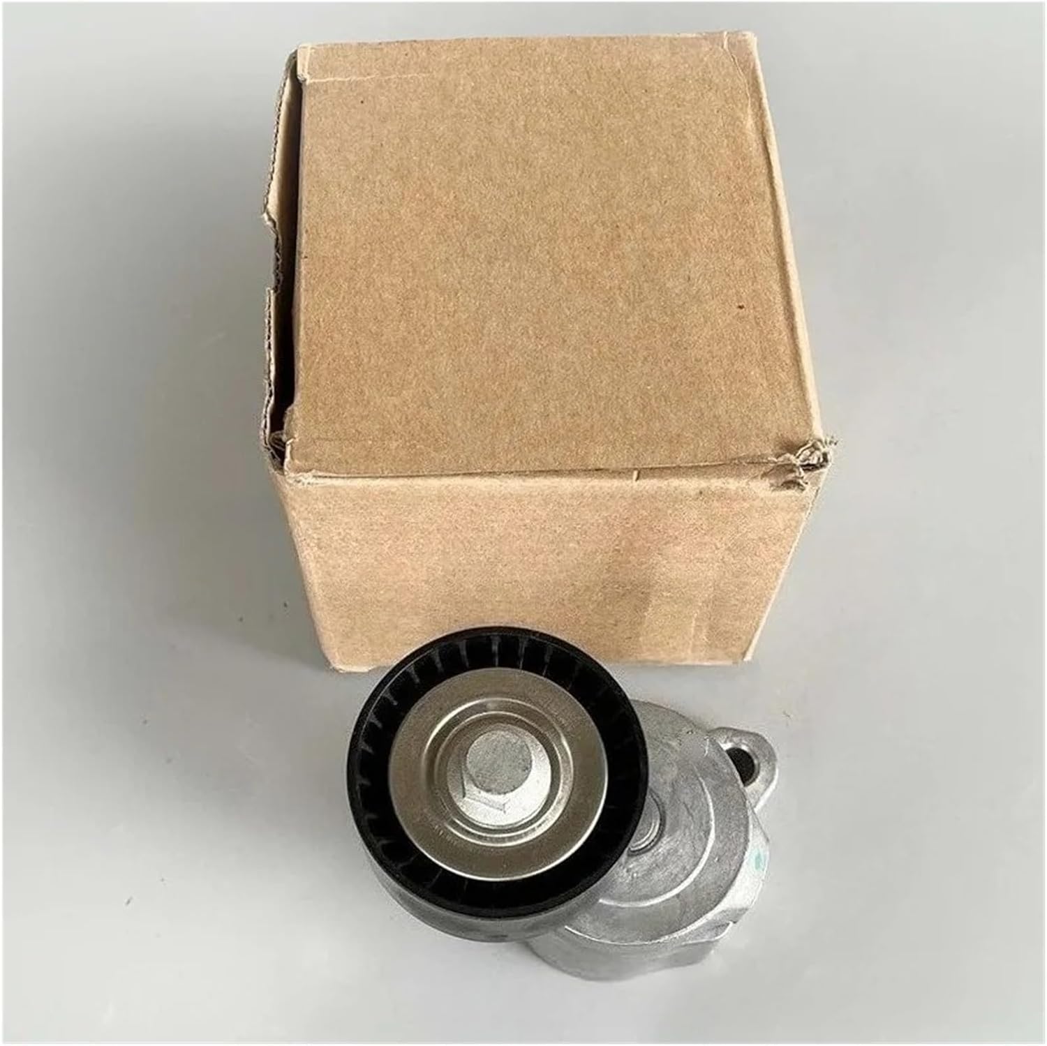 Belt Tensioner For Compass For Renegade 2014-2018 Car Spare Parts Accessories 53138049 4627742AA Belt Tensioner Assembly