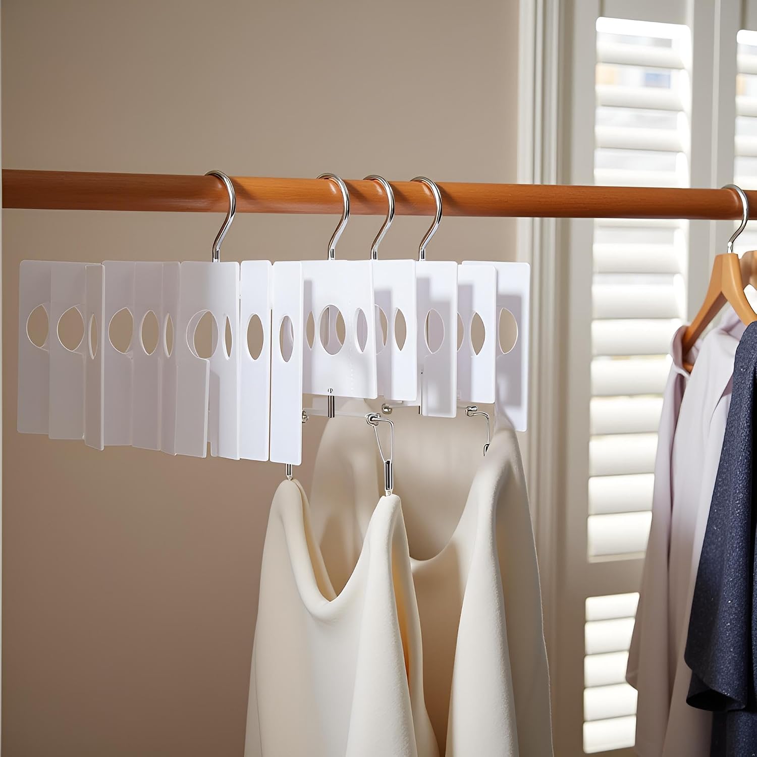 10Pcs White Clothing Rack Size Dividers Closet Dividers Rectangular Clothing Hangers Dividers with Clothing and Closet Storage，dividers for Hanging Clothes Mounted Closet Systems