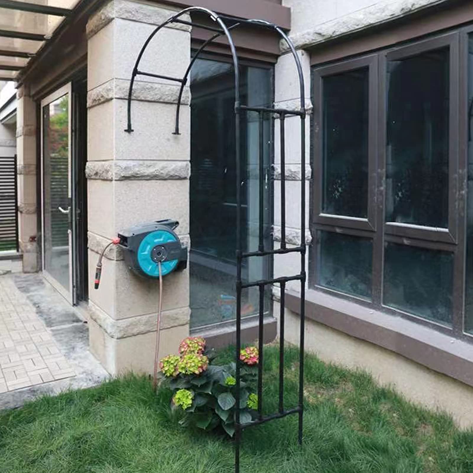 Półstronny metalowy łuk ogrodowy do roślin pnących, odporny na warunki atmosferyczne, różana krata, rustykalna altanka, wolnostojąca pergola, na wesela i dekoracje trawnika