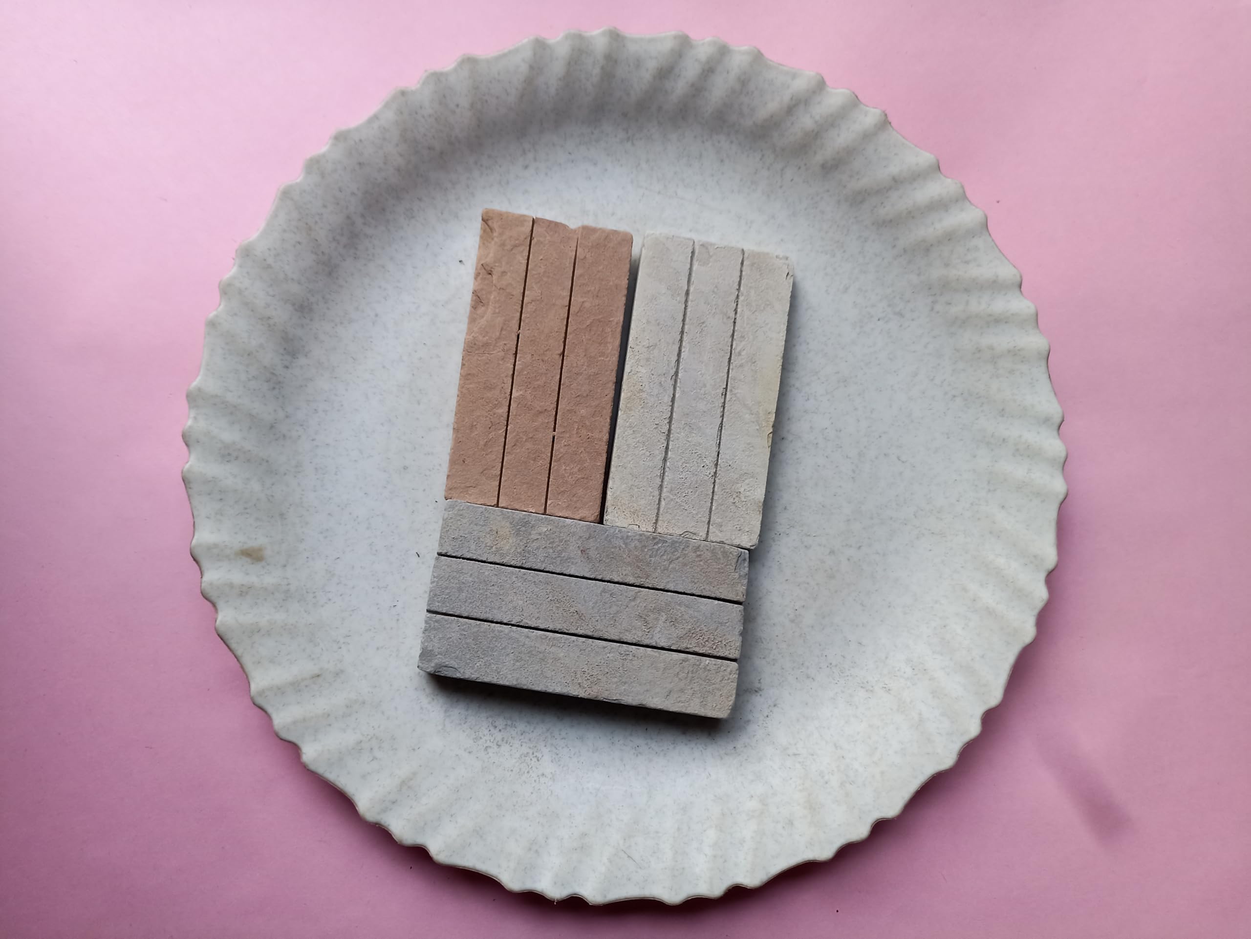 Mix three color (red black white) kitkat slate bar a pack of 500 gms-image-21