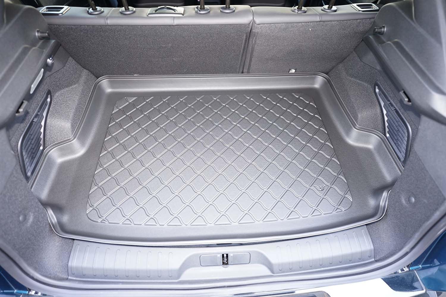 MTM Vasca Baule per Alfa Romeo Junior Hybrid/Electric 2024- Protezione Bagagliaio su Misura con Antiscivolo, Resistente, Facile da Lavare e Inodore, cod. 13070
