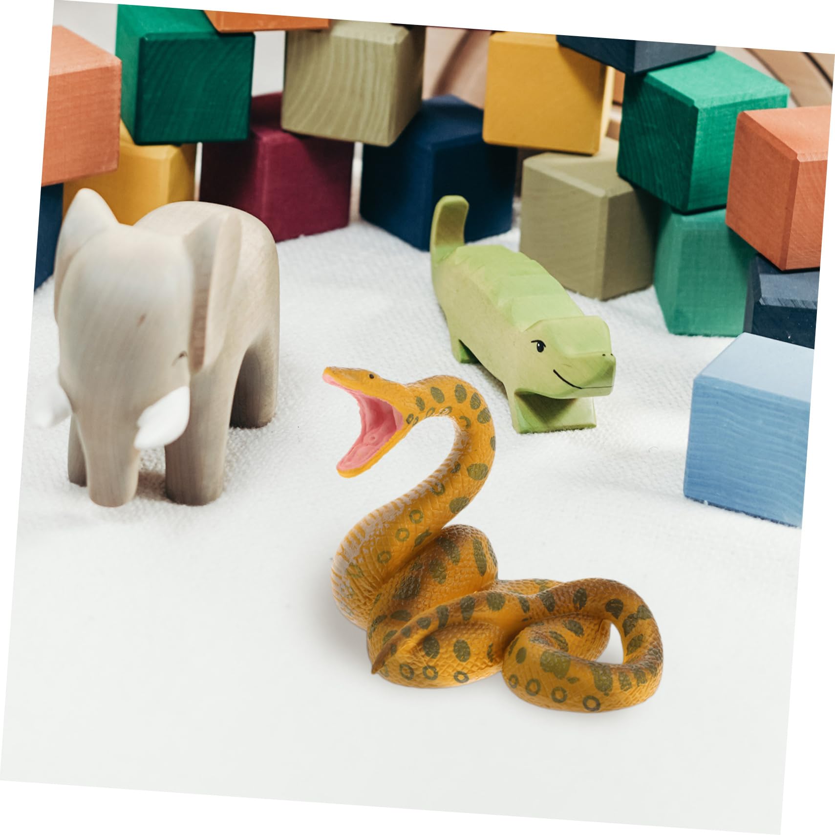 JilgTeok 3 Paquets Jouet Serpent de Simulation Modèle de Reptile Faux Hochet Jouets Serpent en Caoutchouc Souple Accessoires de Décoration pour Farces de Fête Accessoires Liquidation