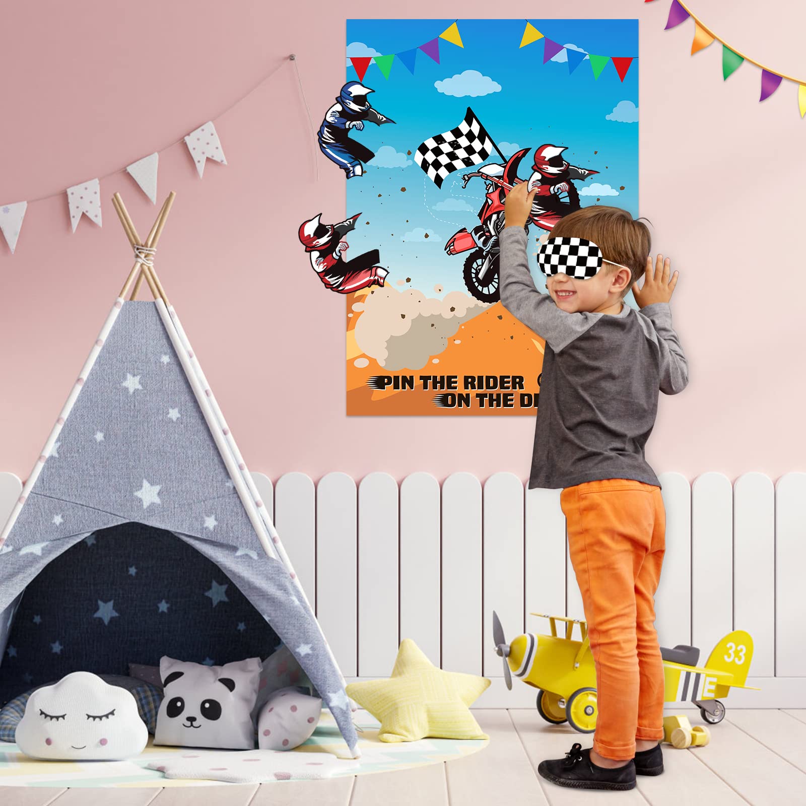 ASTARON Pin The Tail Games Pin The Rider on The Motocross Party Game con 30 adesivi per driver per Dirt Bike Forniture per feste a tema, feste per ragazzi e ragazze, sfondo per baby shower, regali di