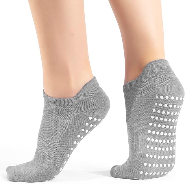 3 x Pairs Non Slip Yoga Pilates Socks Martial Arts Fitness Dance Barre, Anti-slip/Non-slip, Full Toe Ankle Fall Prevention Grip Socks, Sox UK 4-9 / EU 37-42 (Grey)