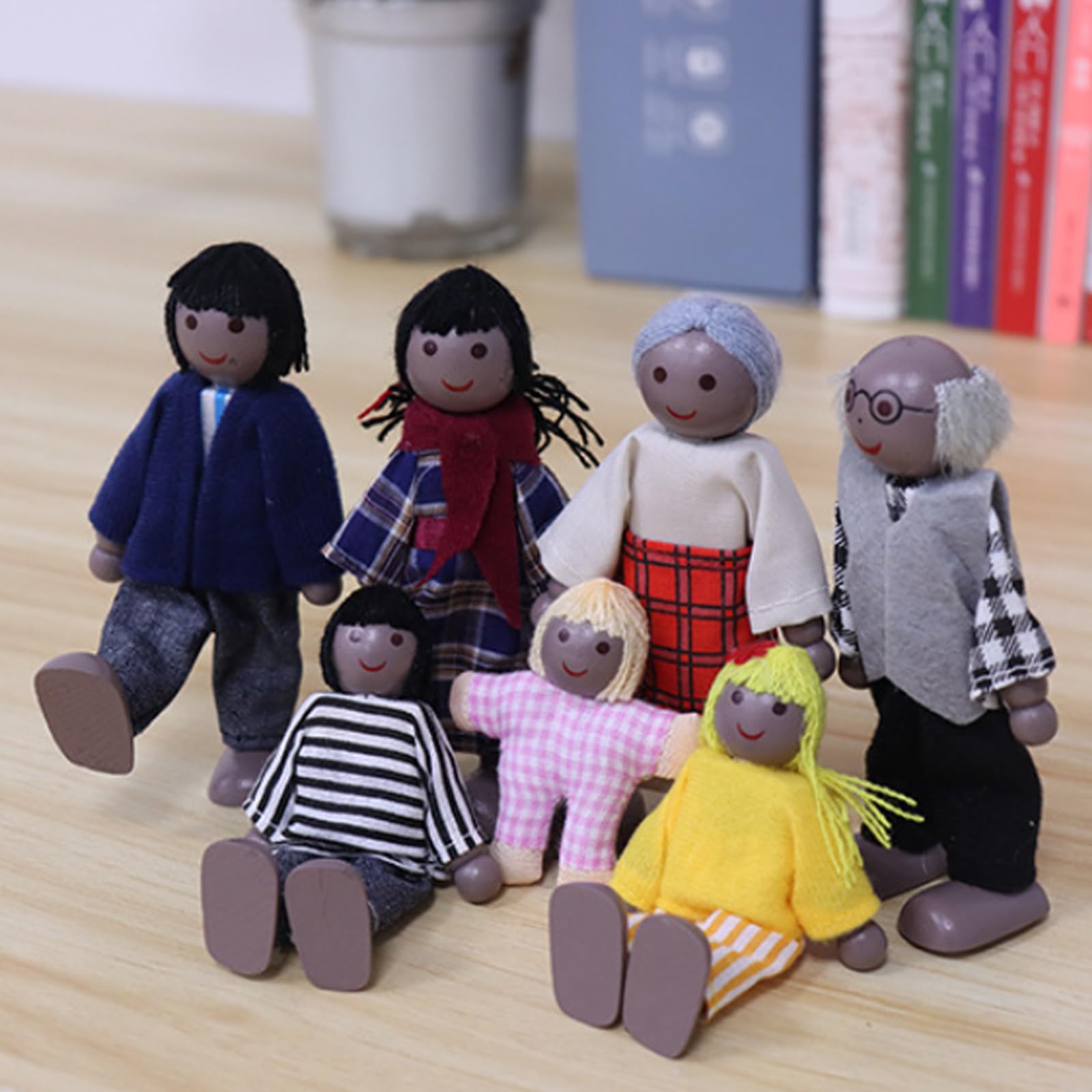 DAVBNM Sets of 7 Wooden Dolls House Family Dolls Toys, Wooden Doll House, Lovely Happy Family Doll Playset DollHouse Accessories - Image 3