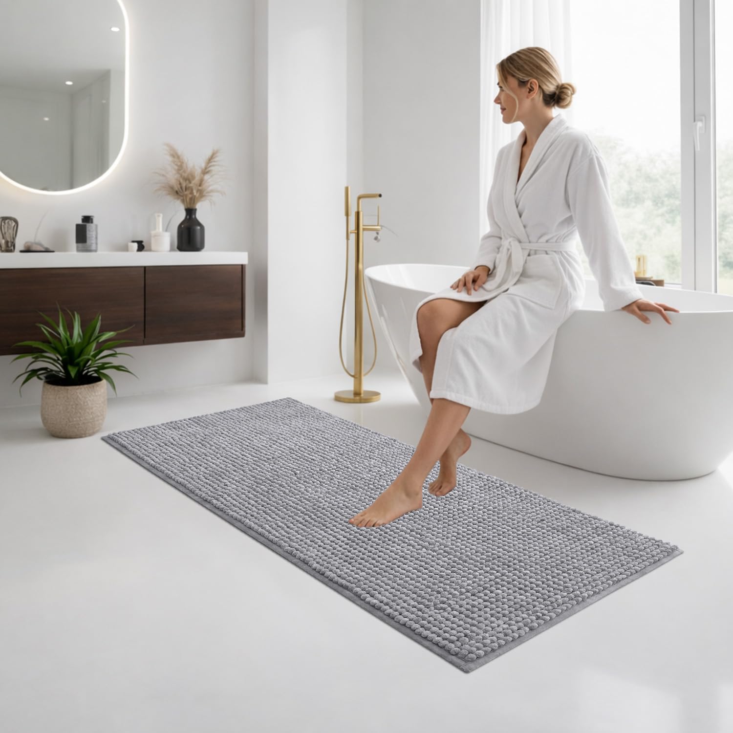 BedLooms Bath Mat Non Slip Anti Mould 60 x 90 cm – Light Grey Chenille Bathroom Mat Extra Soft & Fluffy Bathmat Machine Washable Super Water Absorption Shower Mat