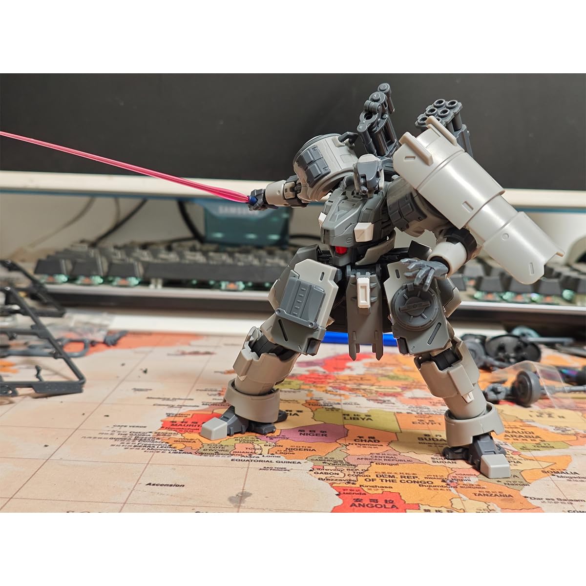 HIPLAY Sheik Mainland Super Kawaleria Artyleryjski Typ Zarov Biały Model do Składania 1/144