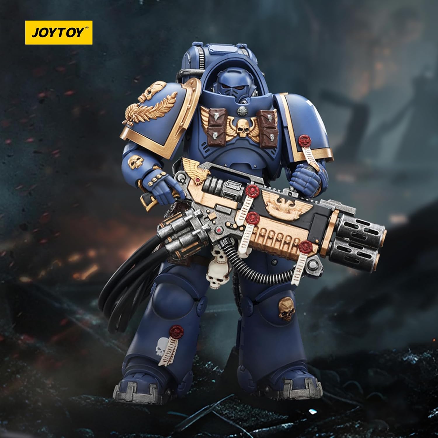JOYTOY Warhammer 40k Space Marine 2, Ultramarines Heavy Artificer Armor with Relic Multi-Melta 1/18 Action Figure Collect and Display Model