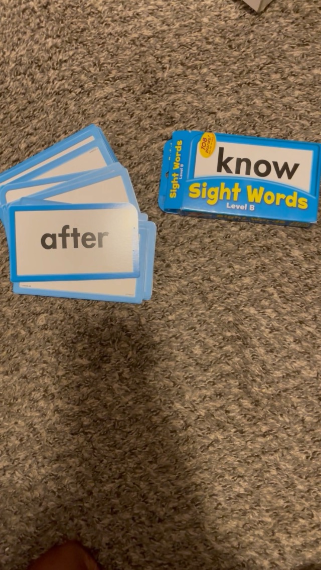 Watch Pocket Flash Cards With Sight Words on Amazon Live