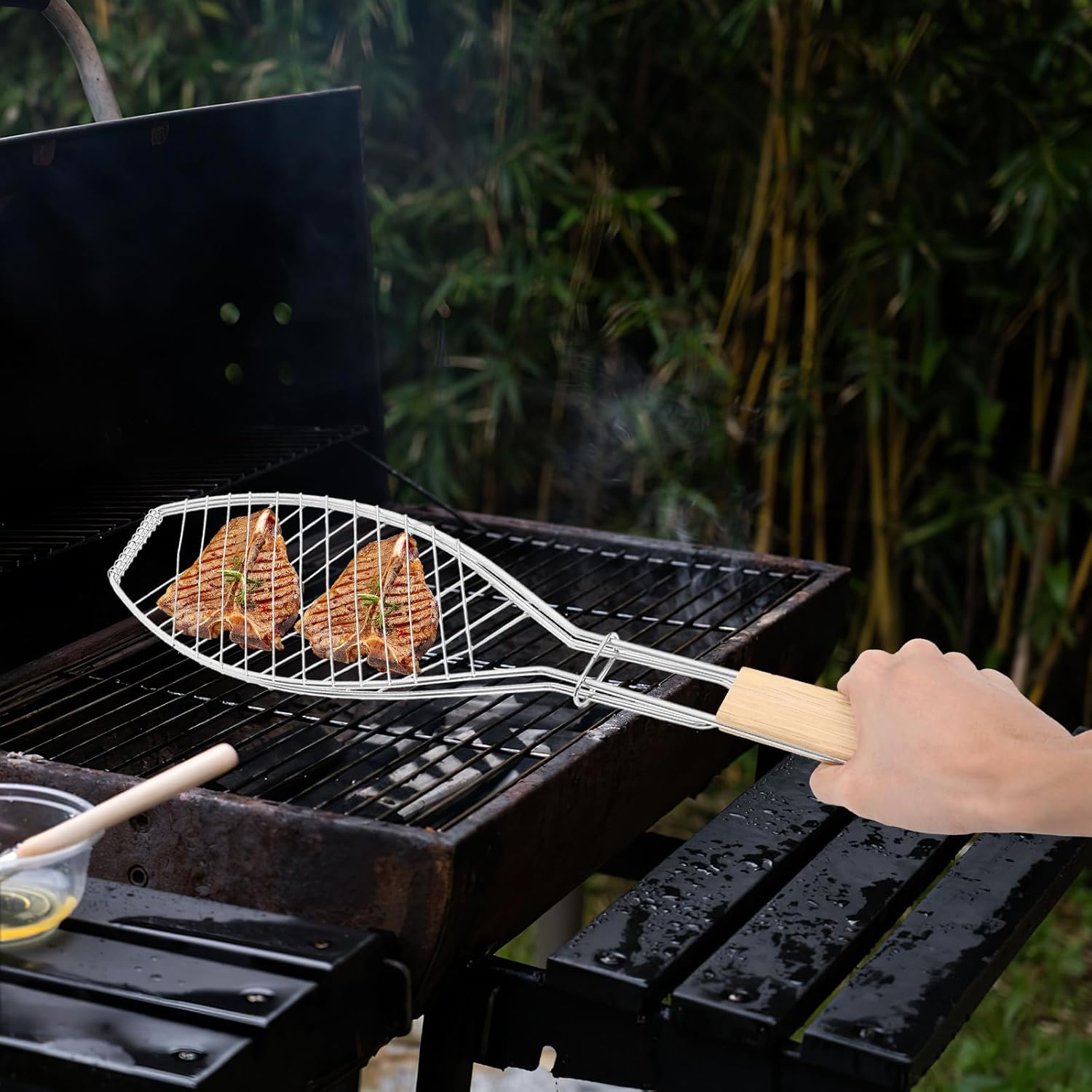 2pcs Fish Grill Basket and Barbecue Clip Set with Wooden Handle, Thick and Thin Wire Frame for Outdoor Grilling, Single Fish Net Rack Suitable for Patio Bbq Cooking