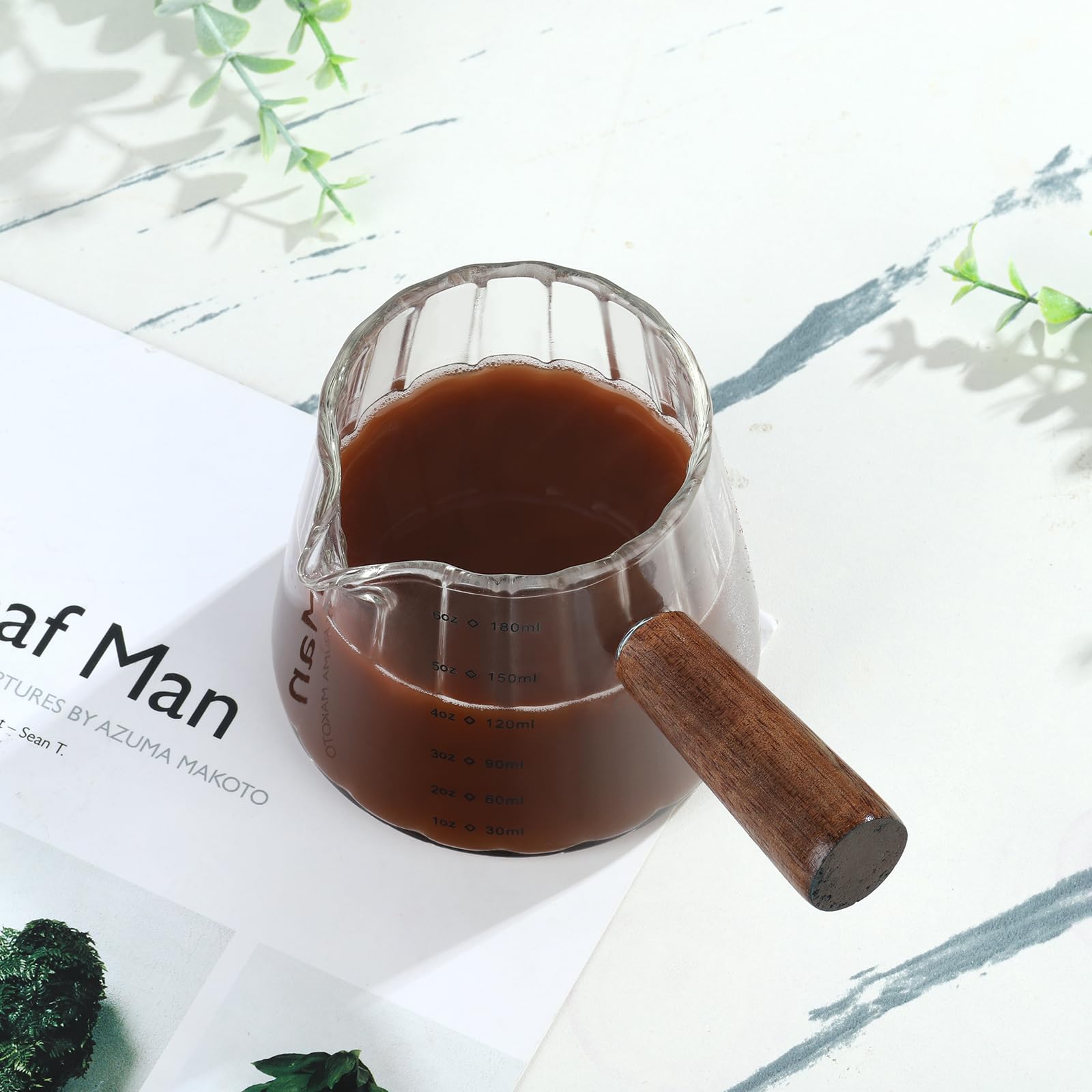 Joeyan 180 ml Vaso Medidor con Asa y Escala,Borosilicato Jarra Medidora leche Transparente,Estilo Origami Vaso de Chupito de Expreso para Café Jugo Vino Té Crema
