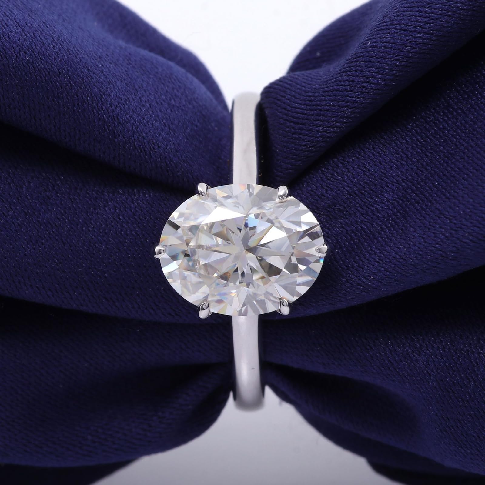 Heiratsantrag Ring, Fingerring Damen Set Einfacher Solitärring mit Ovalem Moissanit in 4 Krappen Fassung 18K Weißgold