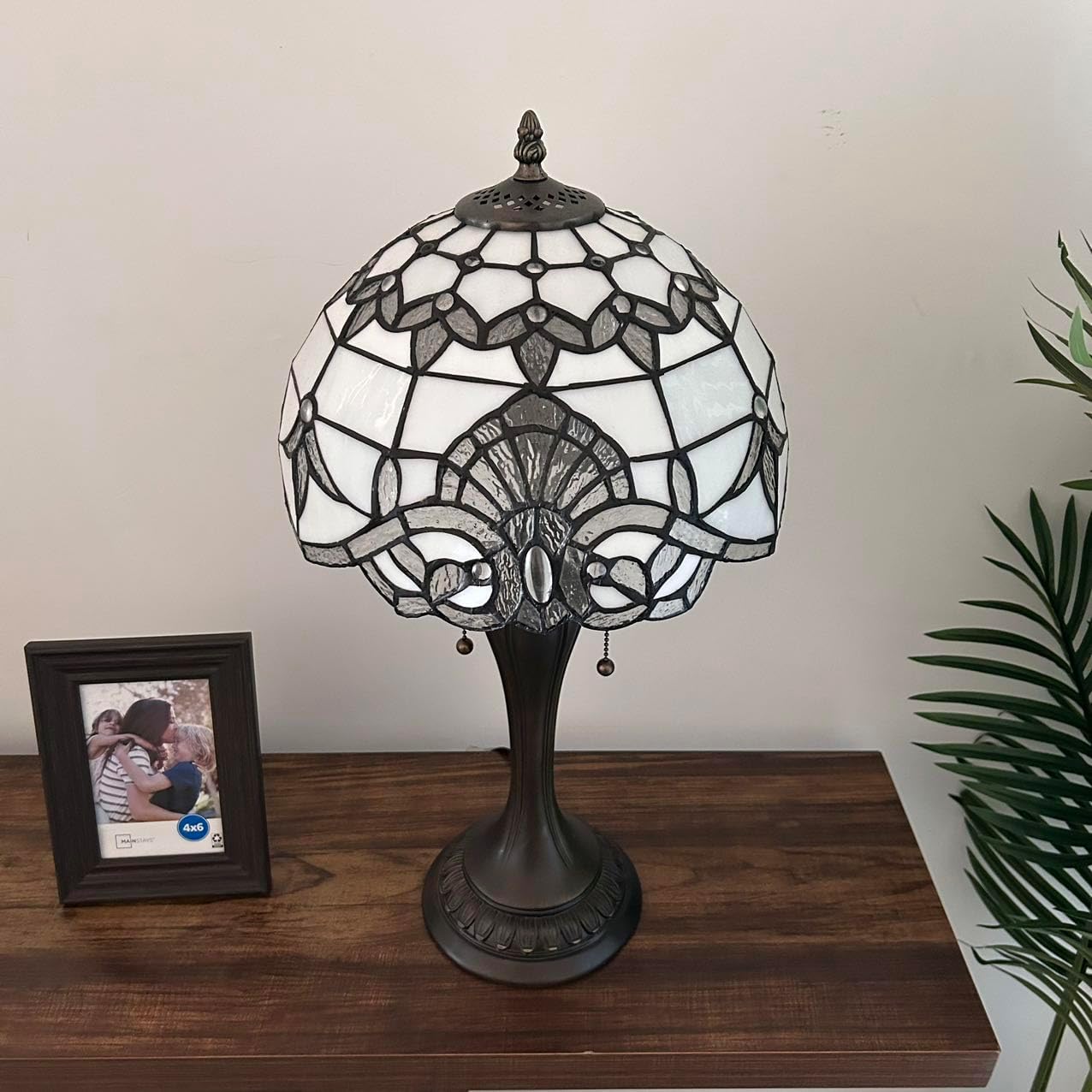 White Stained Glass Table Lamp Baroque Style Bedroom LED Bulbs Included for Living Room Bedroom Bedside 12" W*12" D*22" H