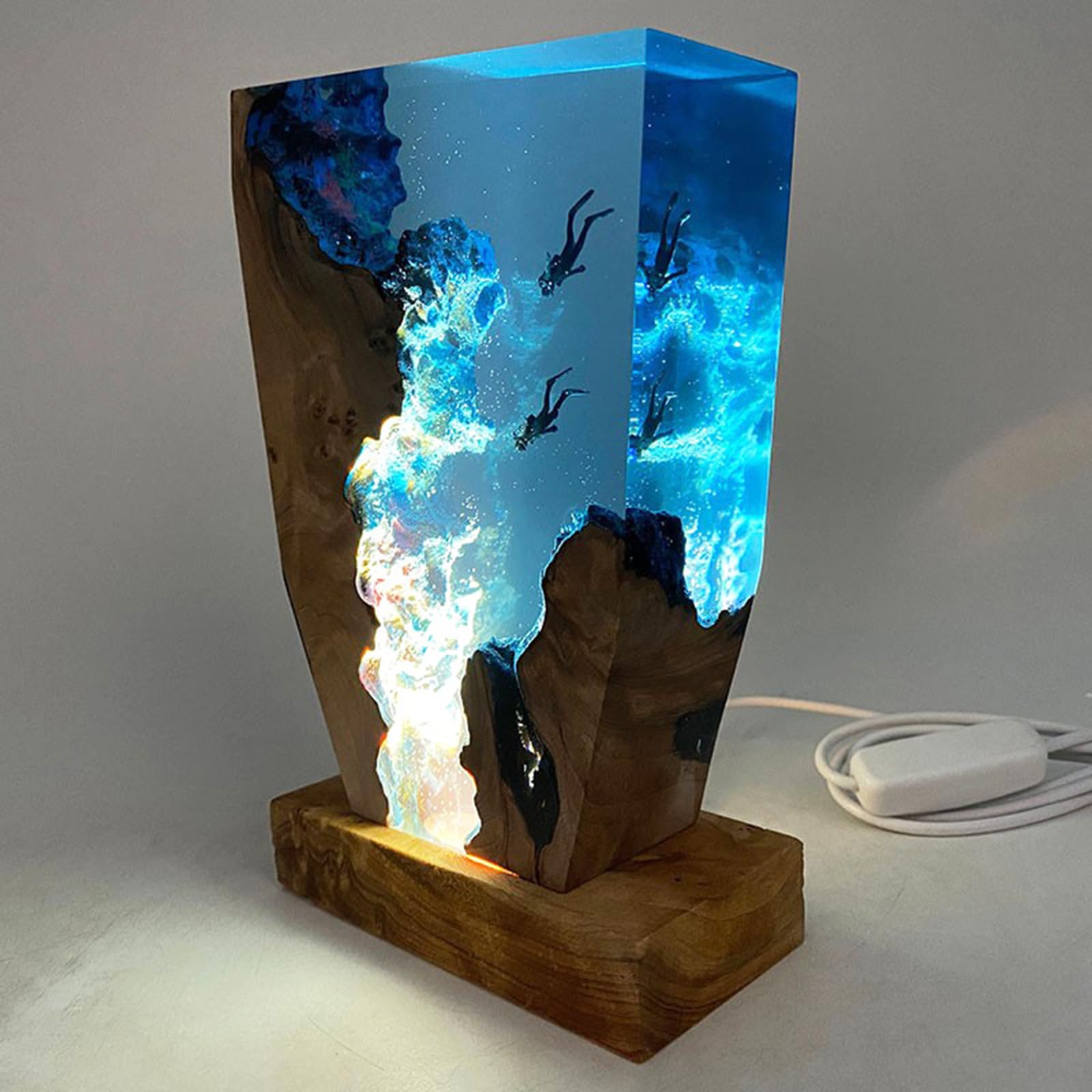 Drawelry Ocean Creative Epoxy Resin Wood Light Lamp, Handmade Multi Color Deep Sea Diver Cave Diving Enthusiasts Led Night Light, Aquatic Ocean Lamp Birthday Desktop Decor Gift (Diver)