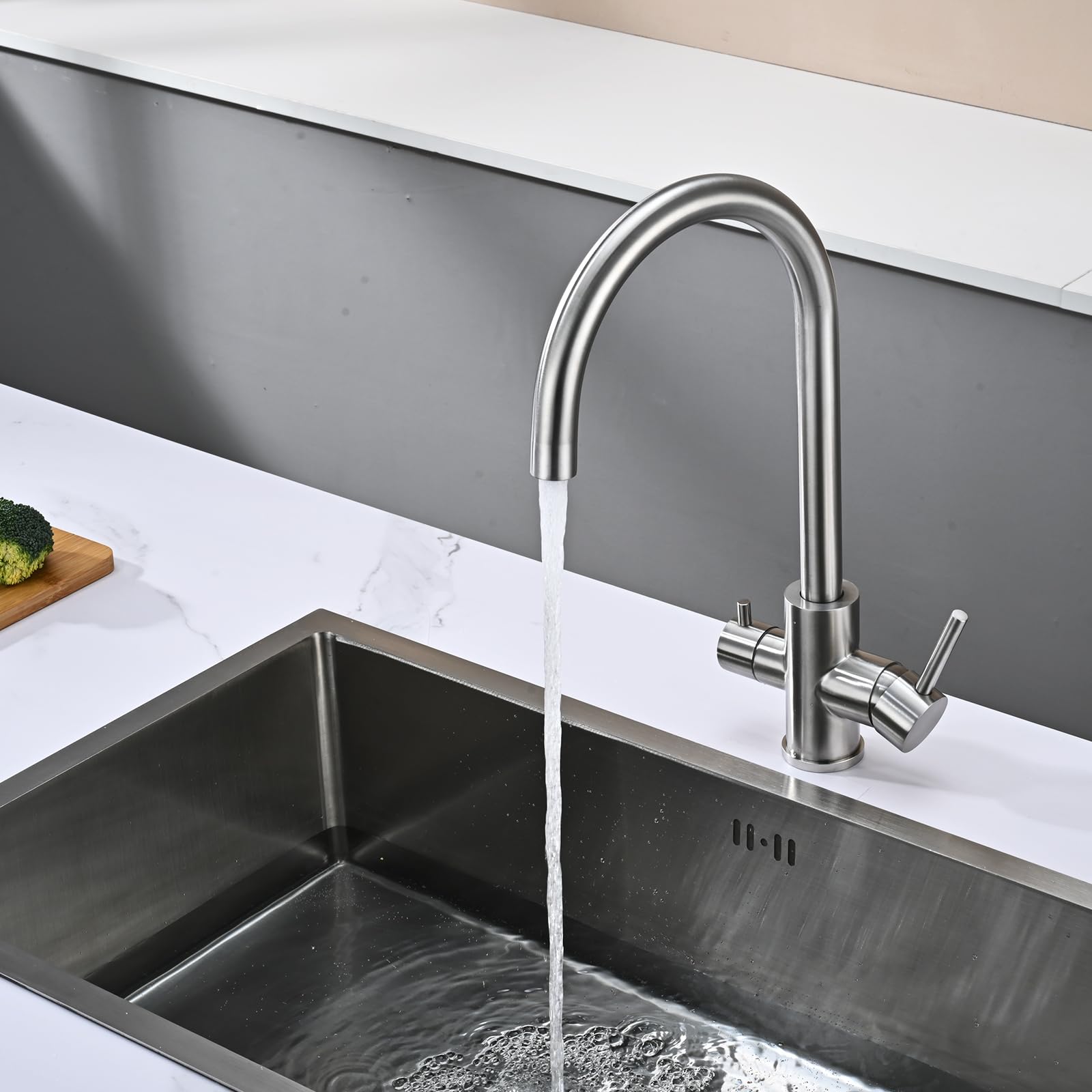 Grifo para Fregadero de Cocina de 3 Vías, DETBOM Mezclador para Sistemas de Ósmosis Inversa, 3 en 1 con Doble Palanca para Agua Potable, Grifo Giratorio a 360°, Acero Inoxidable, Plata Cepillada