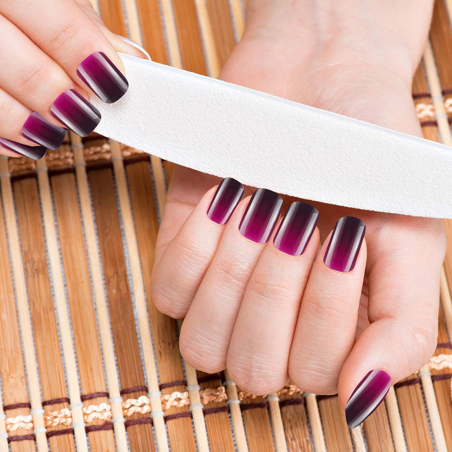 960 Pieces 40 Sets Short Square Press on Nails Square Artificial Fake Nail Solid Color Matte False Nails Tips Glossy Full Cover Fake Nails for Nail Salon Art, 2 Styles (Vibrant Color)