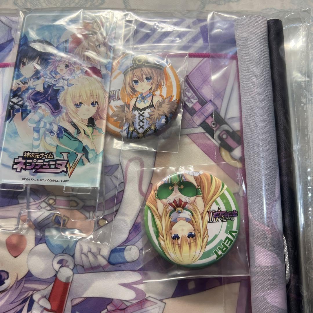 Amazon.co.jp: 超次元ゲイム ネプテューヌ Tシャツ つなこミュージアム 